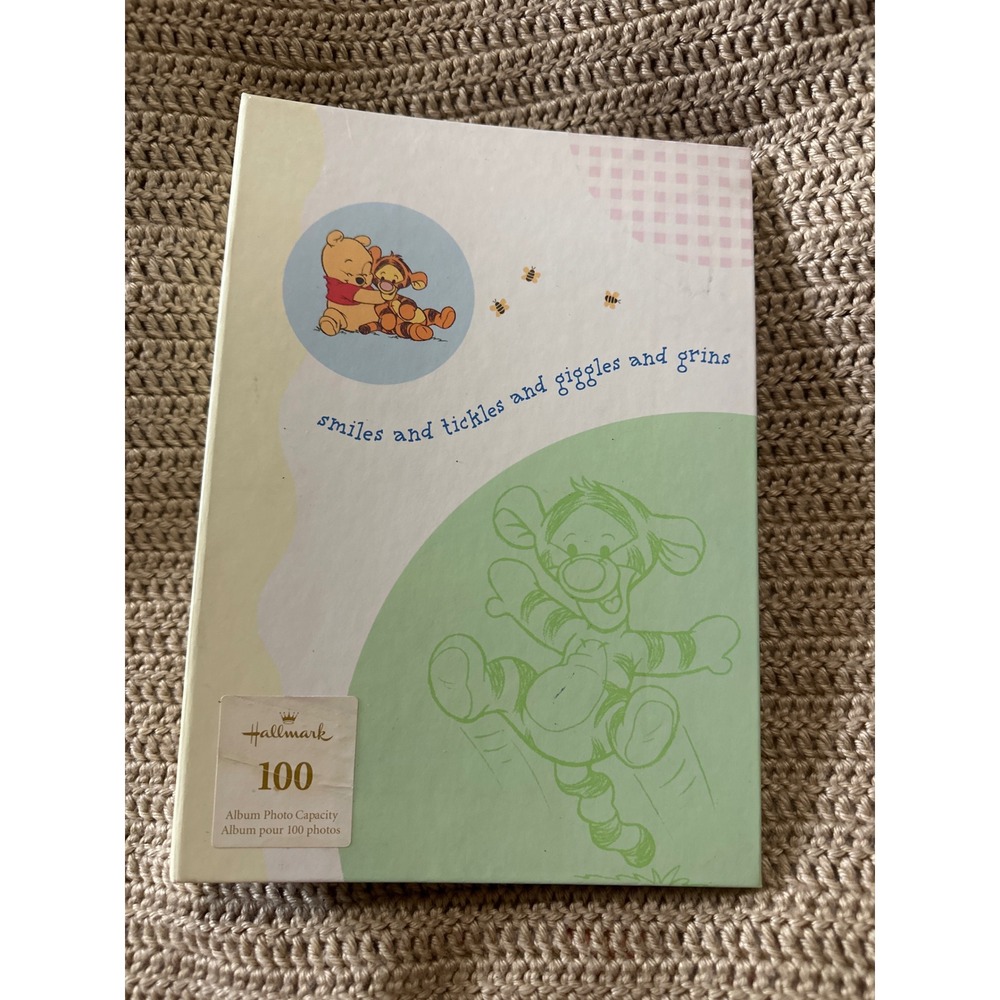 Hallmark Disney Winnie the Pooh Tigger Photo Album Holds 100 4x6 Pastel Binder